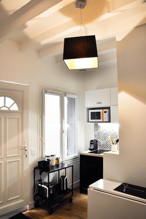 Апартаменты Duplex De Charme Au Coeur De Montmartre Париж Номер фото